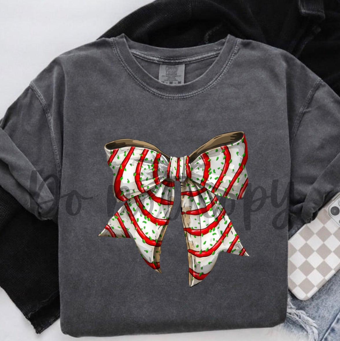 Christmas tree cake bow